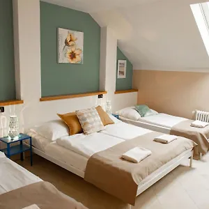 czech-lofts-apartments.praguehotelsweb.com/